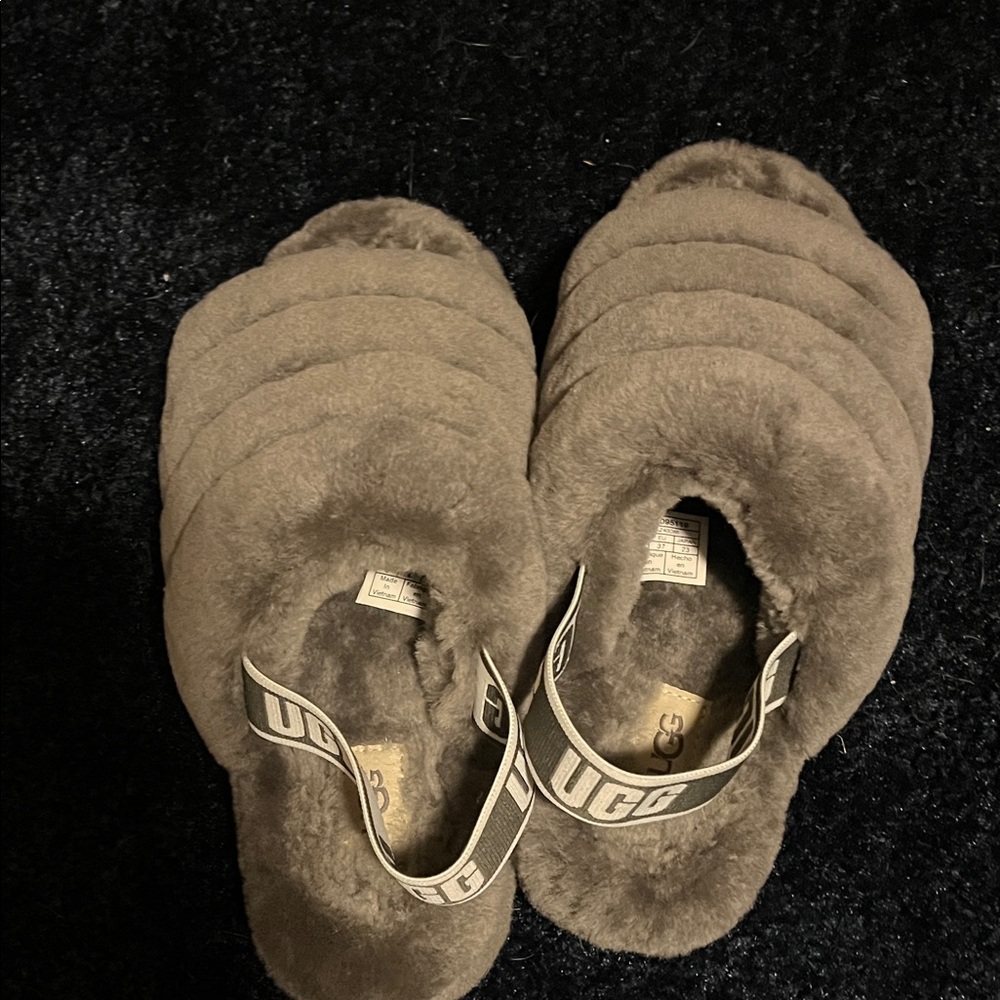UGG Tan Fluffy Slippers